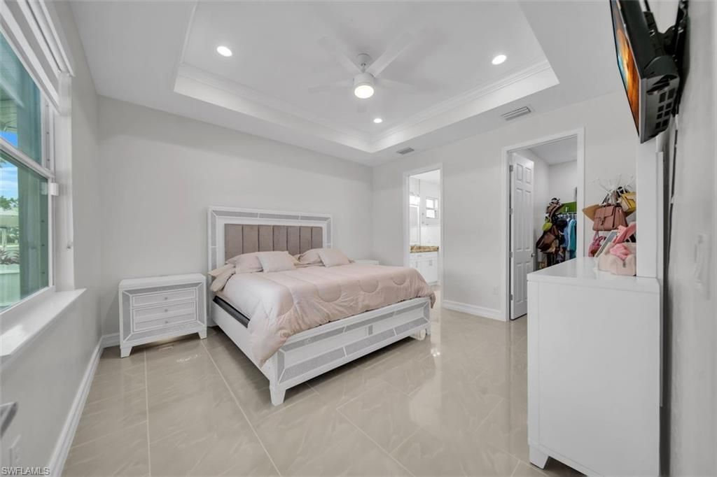 60 Floyd Ave S, Lehigh Acres, FL 33976 Photo