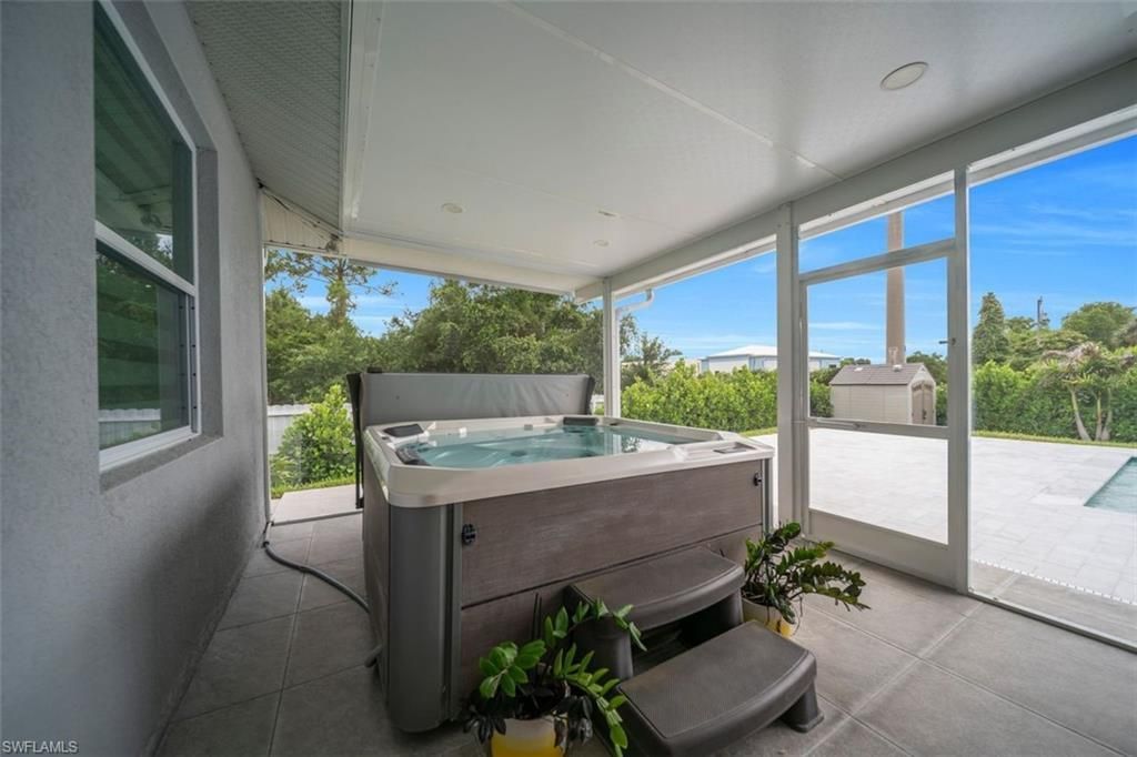 60 Floyd Ave S, Lehigh Acres, FL 33976 Photo