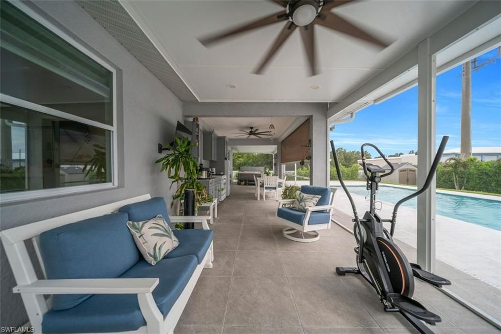 60 Floyd Ave S, Lehigh Acres, FL 33976 Photo