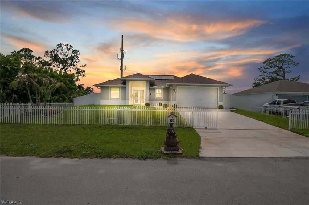 60 Floyd Ave S, Lehigh Acres, FL 33976 Photo