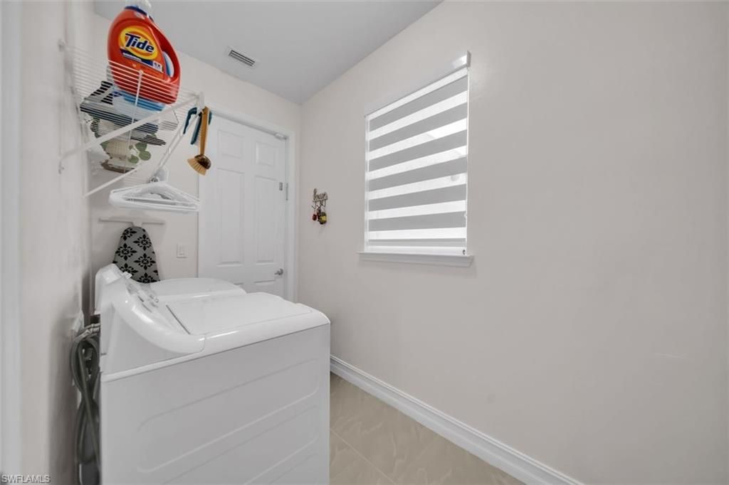 60 Floyd Ave S, Lehigh Acres, FL 33976 Photo