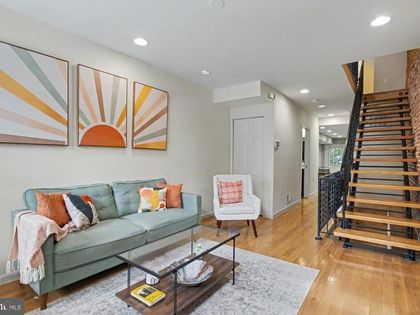916 S CURLEY STREET Baltimore, MD 21224