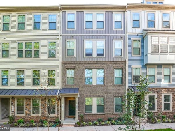 707 THOMAS LANE, Unit A, MANASSAS PARK, VA 20111