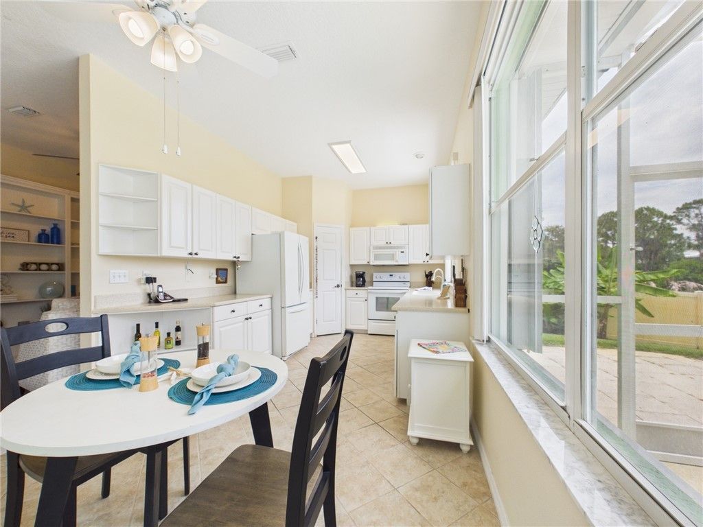 865 George Street, Sebastian, FL 32958 Photo