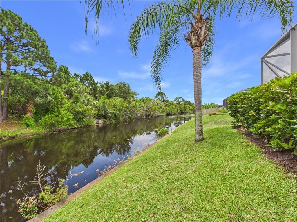 865 George Street, Sebastian, FL 32958 Photo