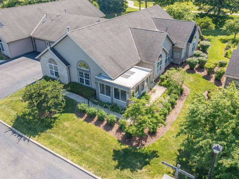 5651 Brickstone Place, Hilliard, OH 43026 Photo 2