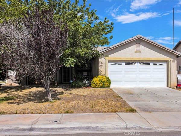 15449 Lassen, Adelanto, CA 92301