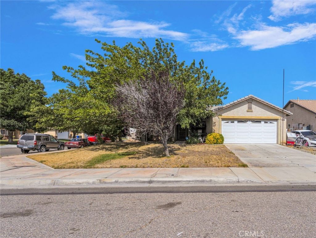15449 Lassen, Adelanto, CA 92301 Main Photo