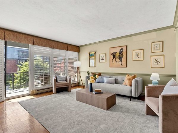 75 Grove St, Unit 225, Wellesley, MA 02482