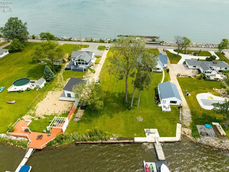 517 Cedar Point Road, Sandusky, OH 44870 Photo 10