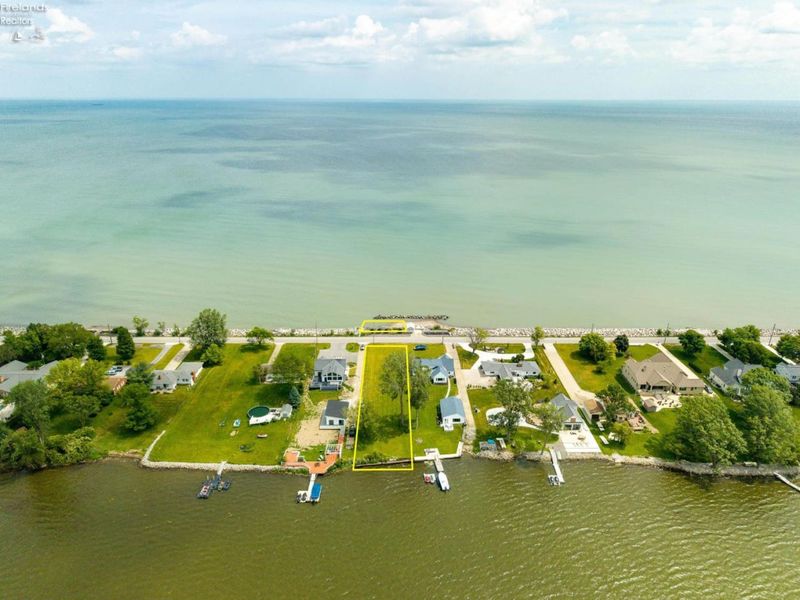 517 Cedar Point Road, Sandusky, OH 44870 Photo 3
