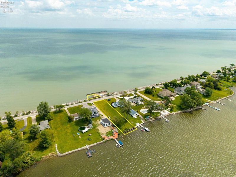 517 Cedar Point Road, Sandusky, OH 44870 Photo 4