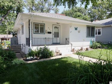 623 S Jackson Street, Papillion, NE 68046