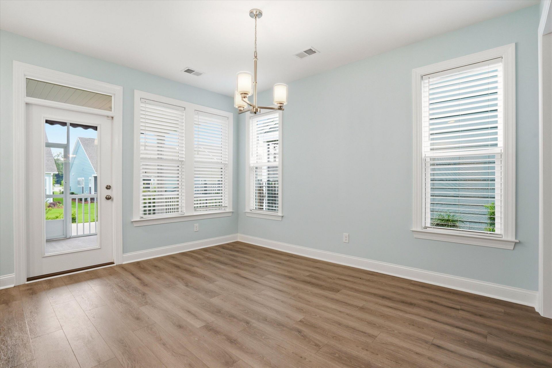 4997 Song Sparrow Way Photo 13