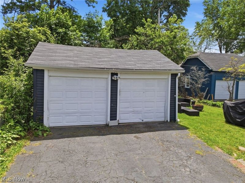 3236 E Overlook Road, Cleveland Heights, OH 44118 Photo 4