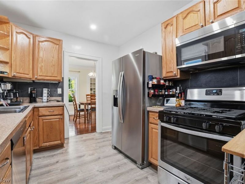 3236 E Overlook Road, Cleveland Heights, OH 44118 Photo 8