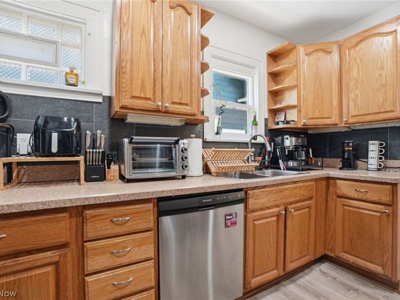 3236 E Overlook Road, Cleveland Heights, OH 44118 Photo 9