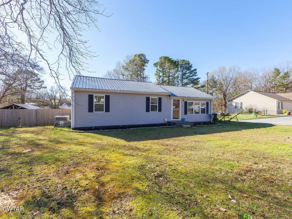730 Old Montezuma Road , Henderson, TN 38340