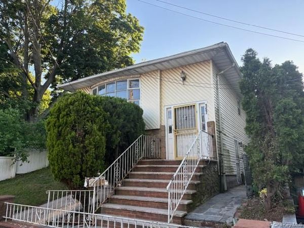 157 Hendrickson Avenue , Elmont, NY 11003