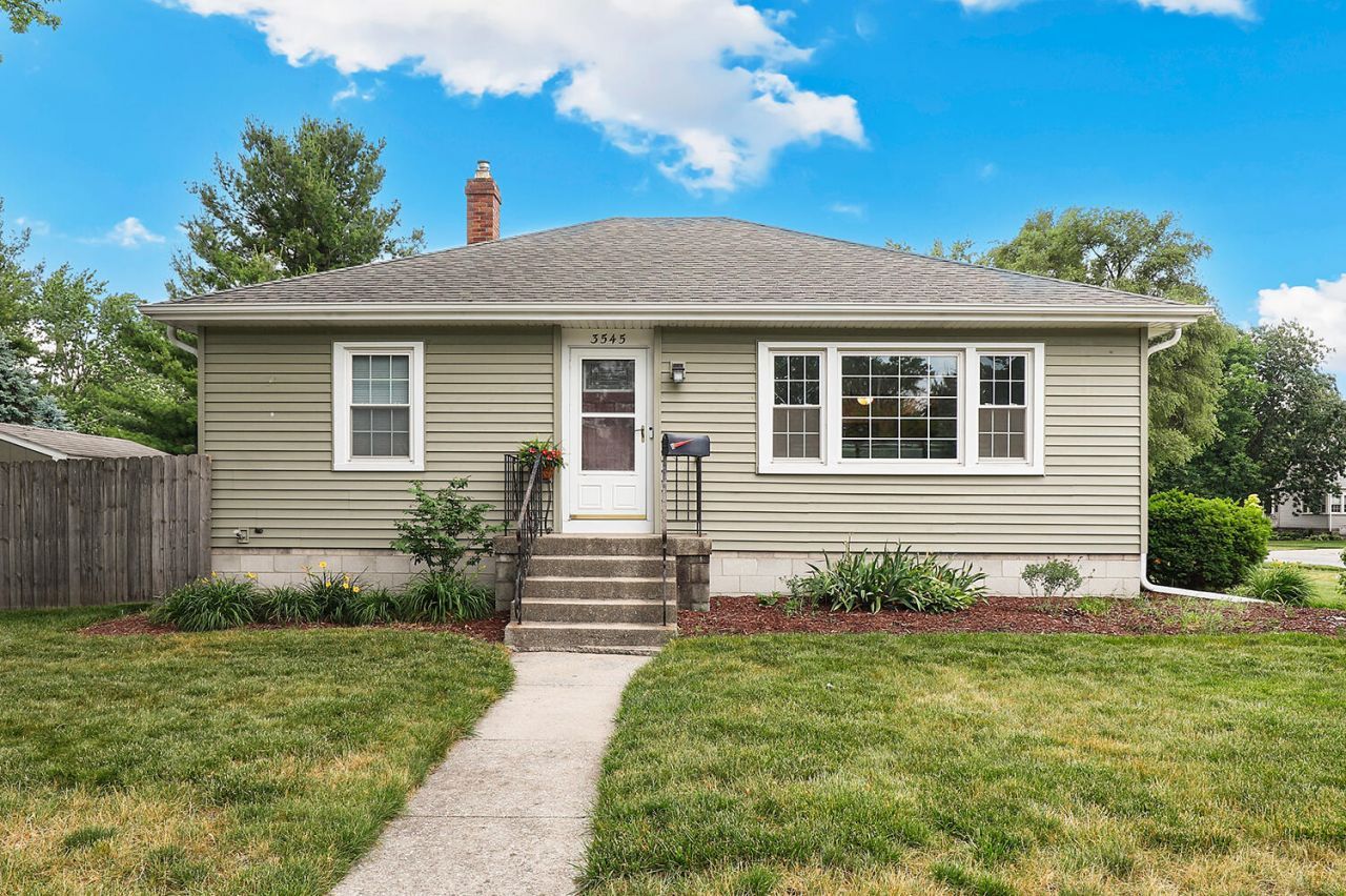 3545 Jewett Avenue, Highland, IN 46322 Main Photo