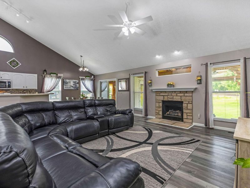 5771 Daisy Trail Drive, Grove City, OH 43123 Photo 13