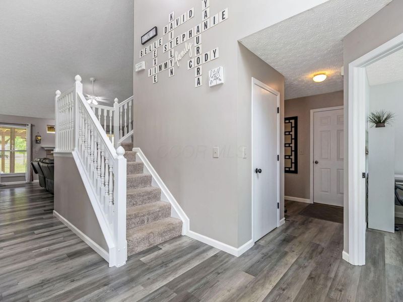 5771 Daisy Trail Drive, Grove City, OH 43123 Photo 8