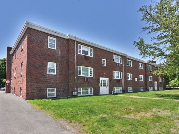 141 Willard St, Unit 8, Quincy, MA 02169