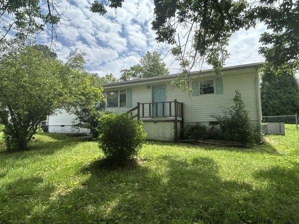 257 Overlook Dr , Whitwell, TN 37397