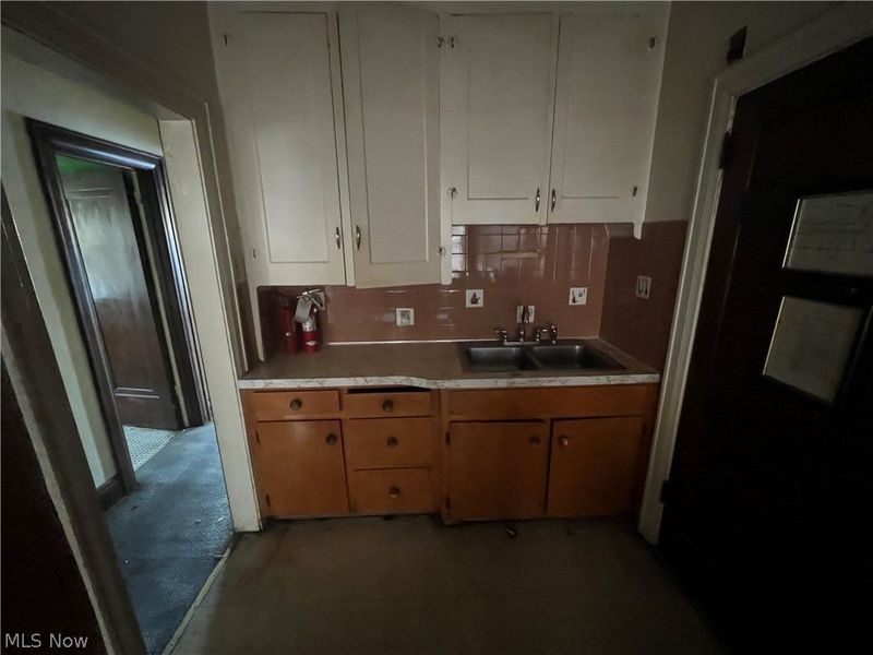 914 Copley Road, Akron, OH 44320 Photo 11