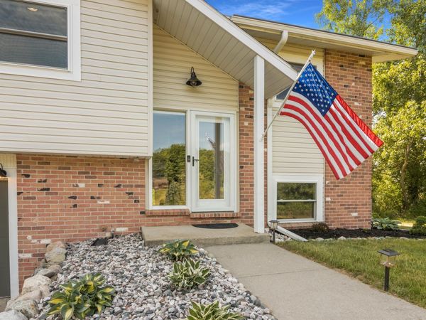 7128 Whispering Hills Drive S, Traverse City, MI 49684