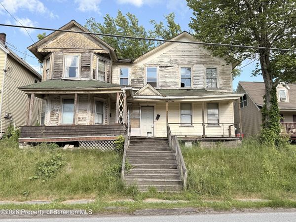 86-86 1/2 Belmont Street , Carbondale, PA 18407