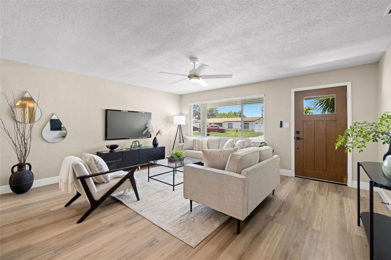 2066 62nd Place S, Saint Petersburg, FL 33712 Photo