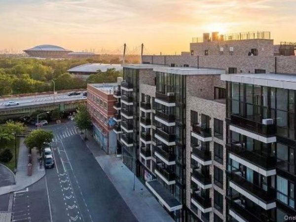 131-11 Fowler Ave , Flushing, NY 11355