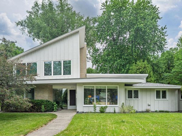 2191 Edgcumbe Road, Saint Paul, MN 55116
