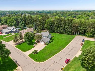 11955 Idaho Avenue N, Champlin, MN 55316