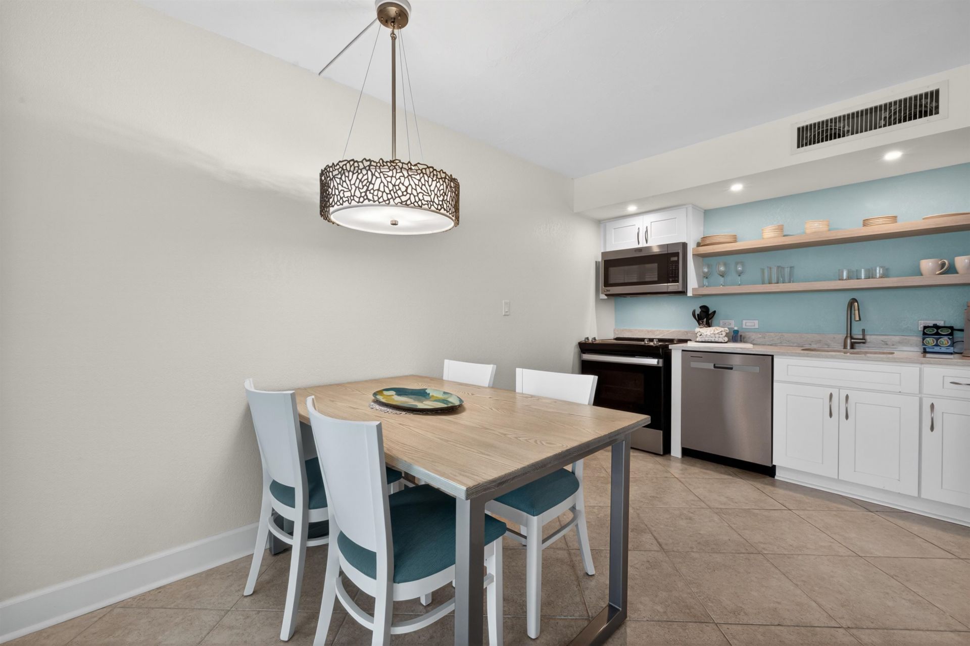 2255 W Gulf Dr, Unit 127, Sanibel, FL 33957 Photo