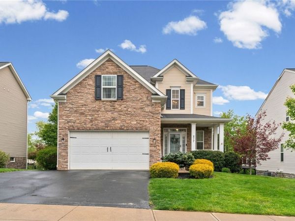 217 Old Hickory Rd, Zelienople, PA 16063
