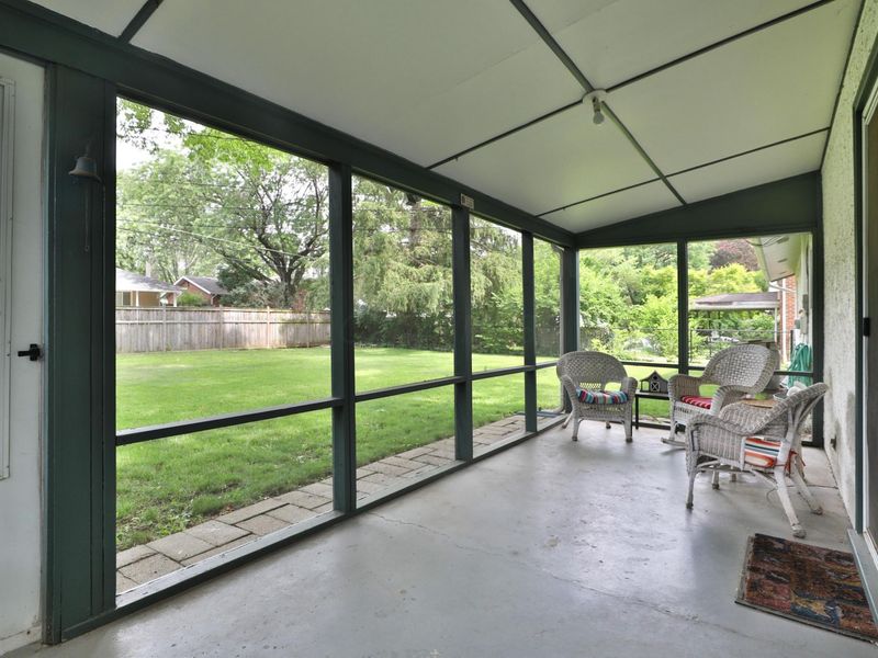 3585 Delamere Avenue, Columbus, OH 43220 Photo 34