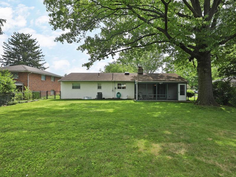 3585 Delamere Avenue, Columbus, OH 43220 Photo 37