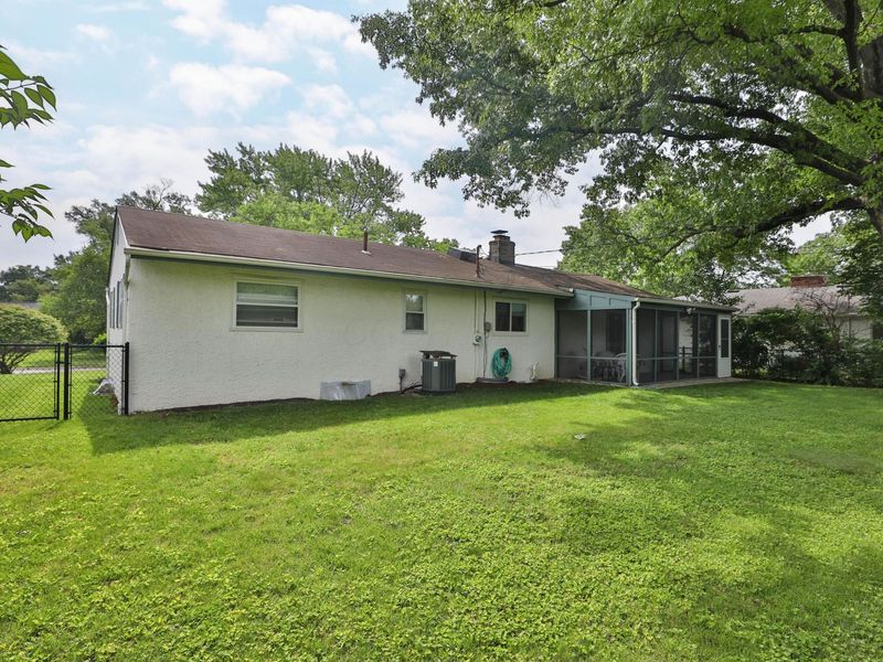 3585 Delamere Avenue, Columbus, OH 43220 Photo 38