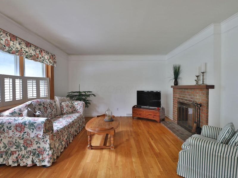 3585 Delamere Avenue, Columbus, OH 43220 Photo 8