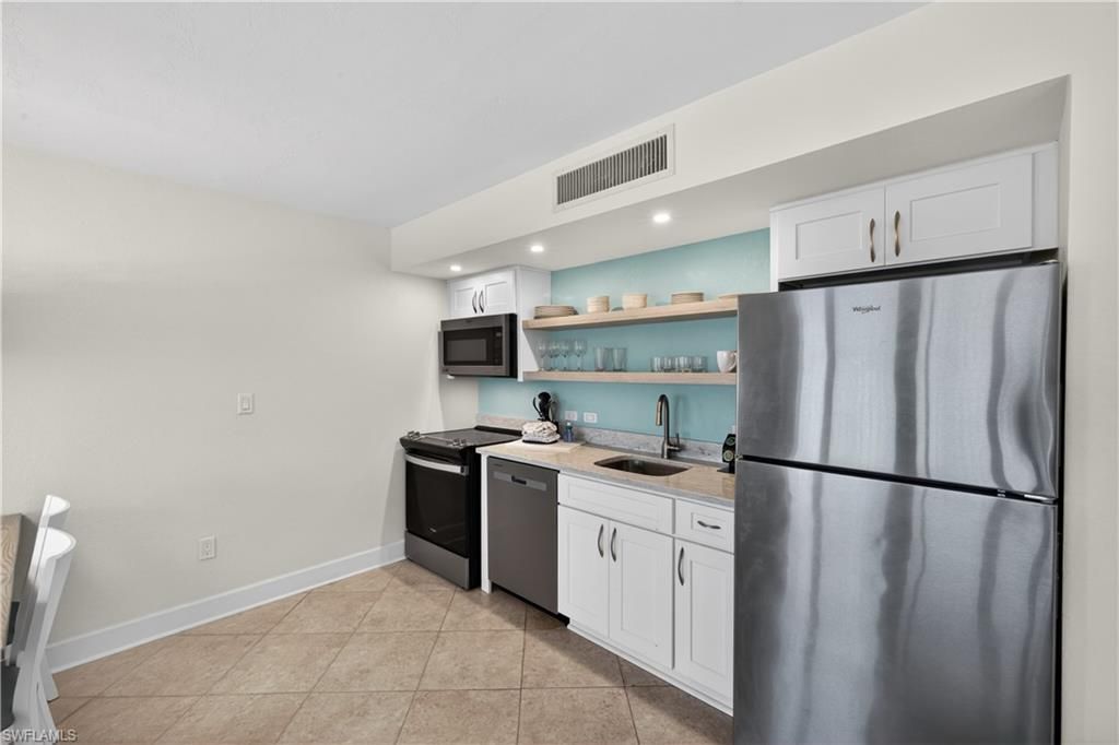 2255 W Gulf Dr, Unit 127, Sanibel, FL 33957 Photo