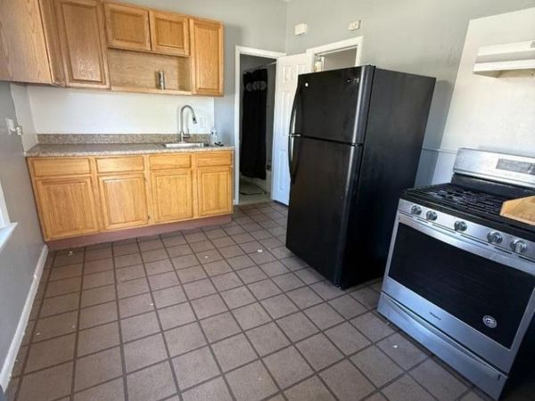 54 Sassafras St, Unit 1R, Paterson, NJ 07524