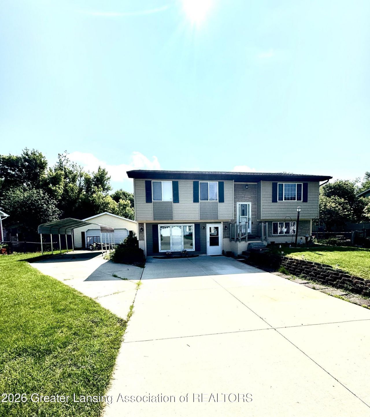 2610 Renfrew Way, Lansing, MI 48911 Main Photo