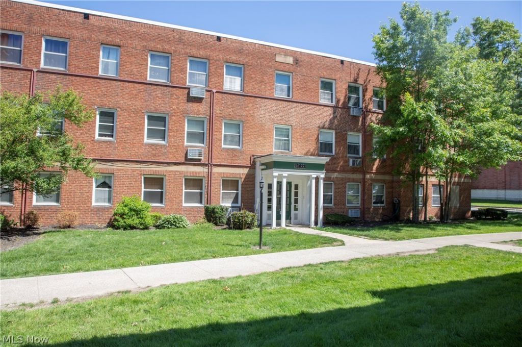 13833 Cedar Road, Unit 205B, South Euclid, OH 44118 Main Photo
