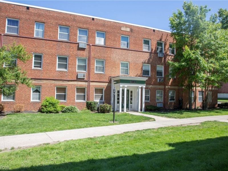 13833 Cedar Road, Unit 205B, South Euclid, OH 44118 Photo 1