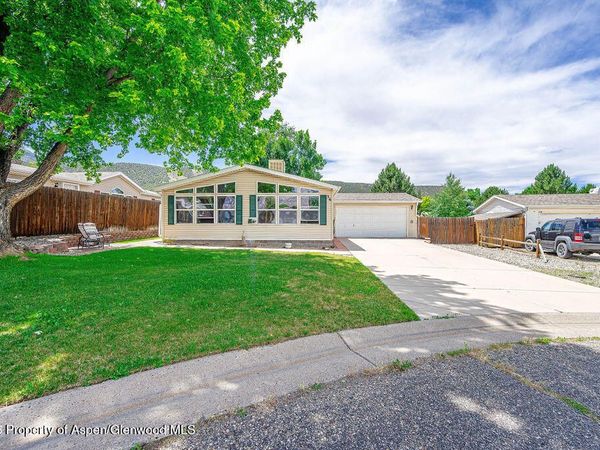 36 Little Phoenix Way, Parachute, CO 81635