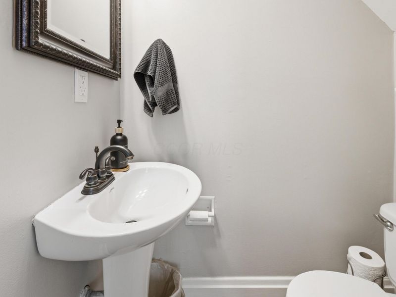 310 Wyandotte Avenue , Columbus, OH 43202 Photo 12