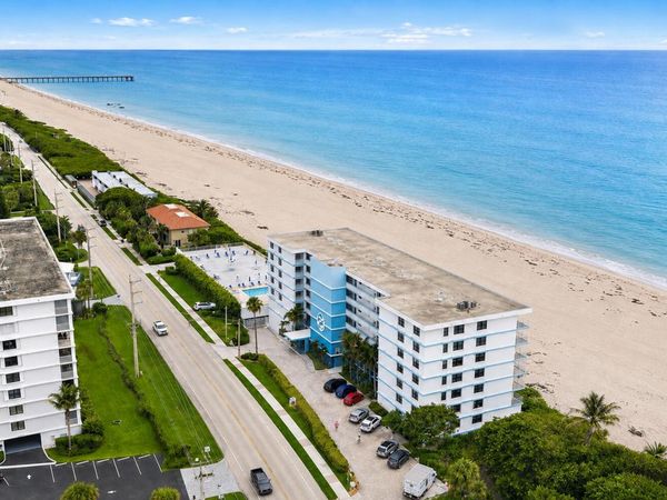 900 Ocean Drive, Unit 202, Juno Beach, FL 33408