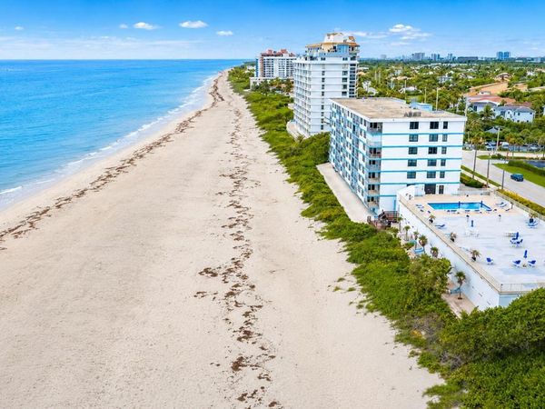 900 Ocean Drive, Unit 202, Juno Beach, FL 33408